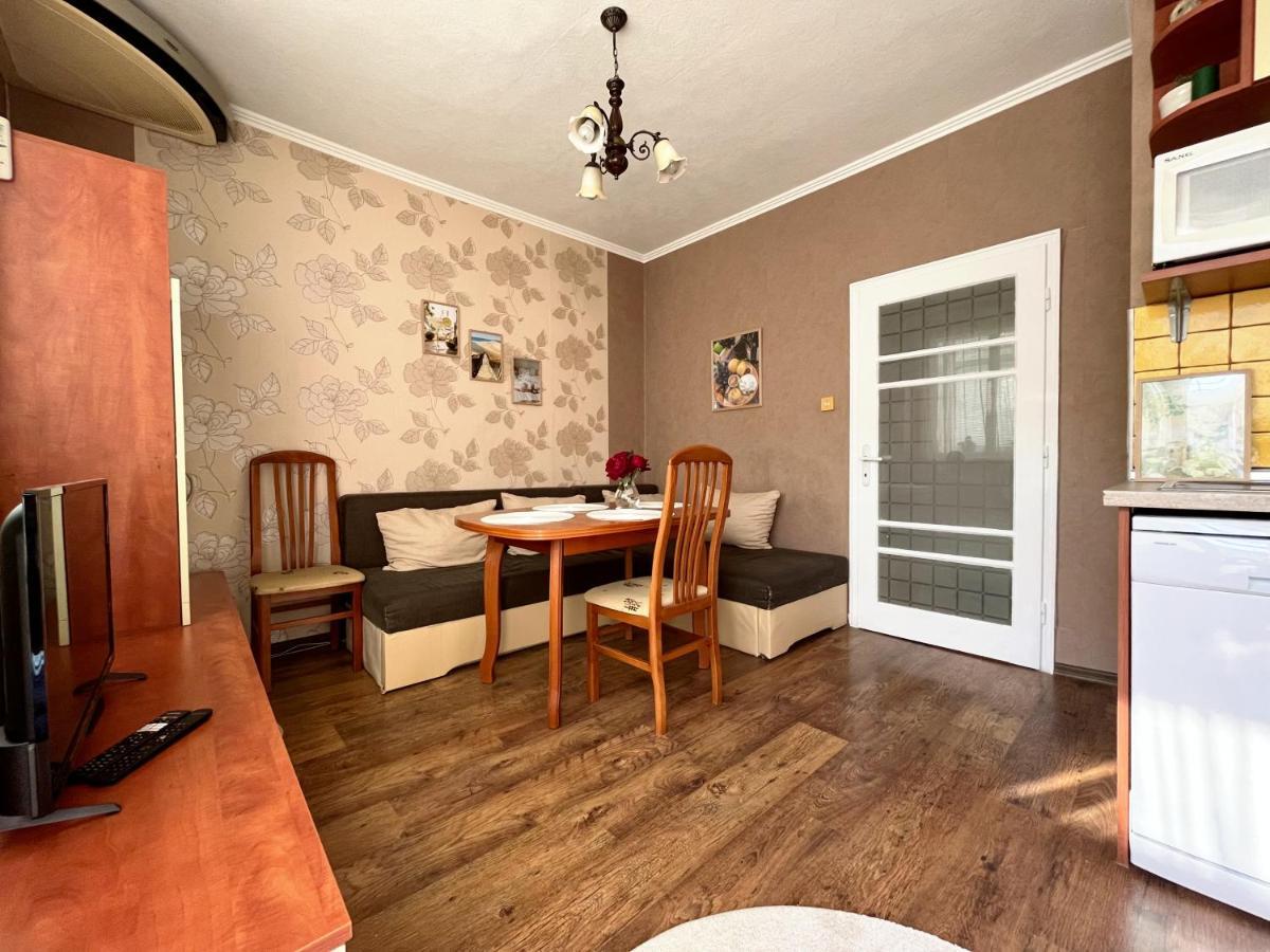 Apartment Acacia Varna Eksteriør bilde