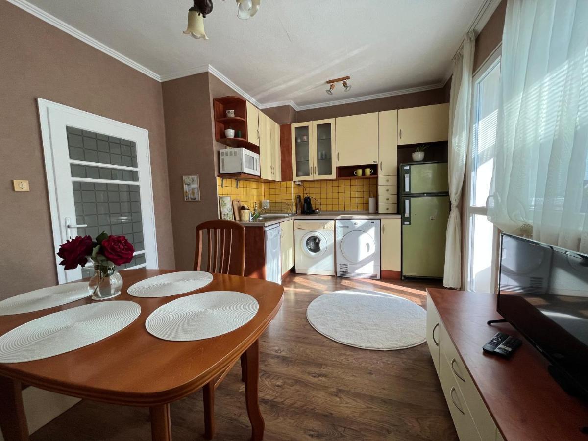 Apartment Acacia Varna Eksteriør bilde