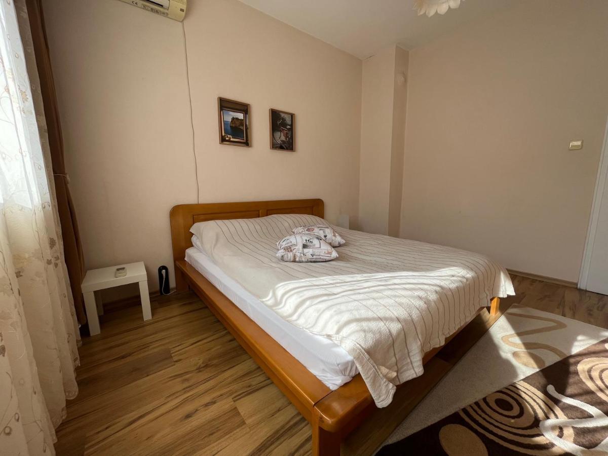 Apartment Acacia Varna Eksteriør bilde
